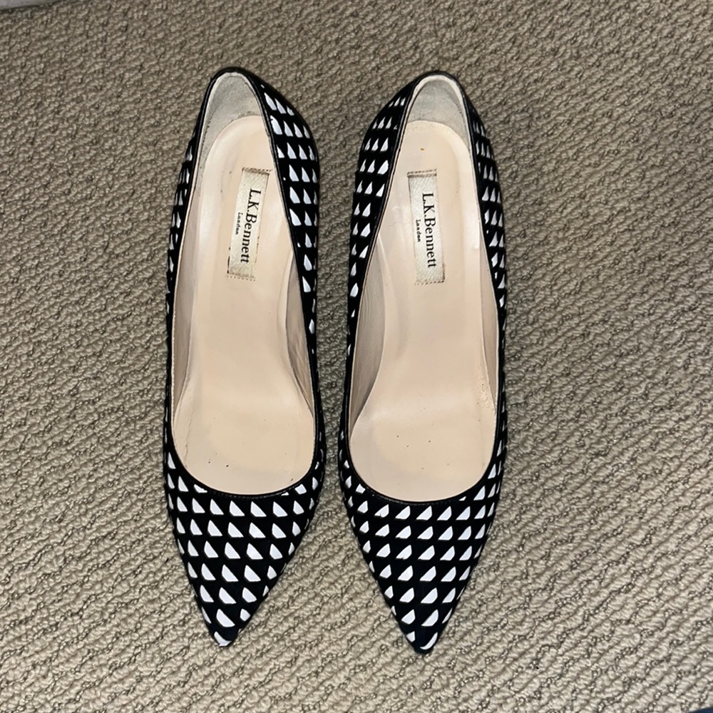 L.K Bennett Black and White 4 inch Heels- size 40 (9 1/2)